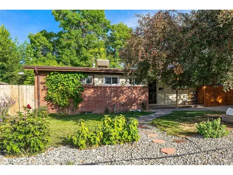 1630 S Chase St, Lakewood, CO 80232