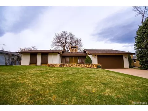 1335 Woodlawn Ave, Canon City, CO 81212