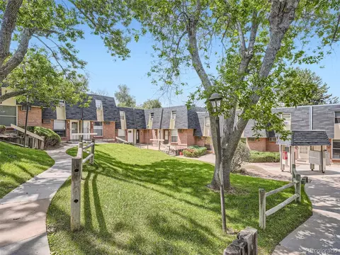 5811 S Pearl St, Centennial, CO 80121