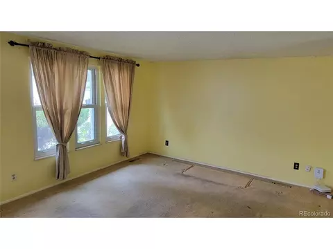 8443 Gray Ct, Arvada, CO 80003 photo 4