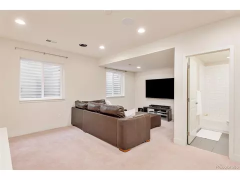 571 E Iliff Ave, Denver, CO 80210 photo 26