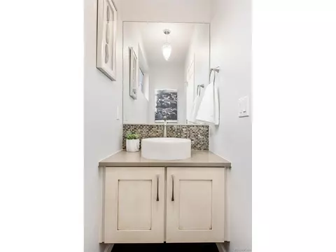 571 E Iliff Ave, Denver, CO 80210 photo 15