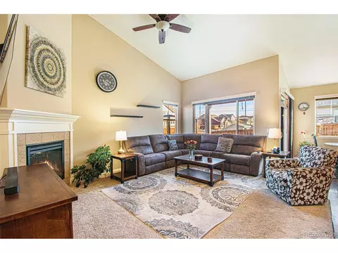 25482 E 2nd Pl, Aurora, CO 80018 photo 6