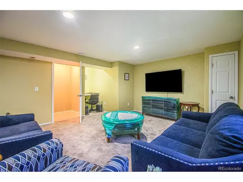 25482 E 2nd Pl, Aurora, CO 80018 photo 22