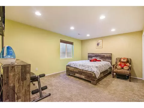 25482 E 2nd Pl, Aurora, CO 80018 photo 18