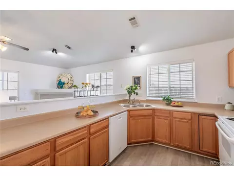 3260 E 103rd Pl #912, Thornton, CO 80229 photo 10
