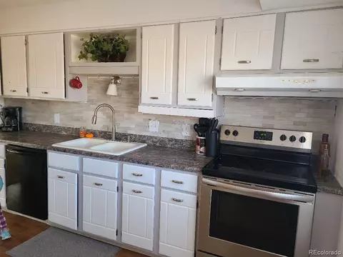 16639 E Atlantic Pl, Aurora, CO 80013 photo 3