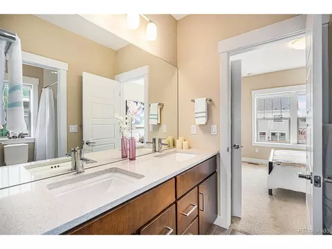 8460 E 54th Dr, Denver, CO 80238 photo 17