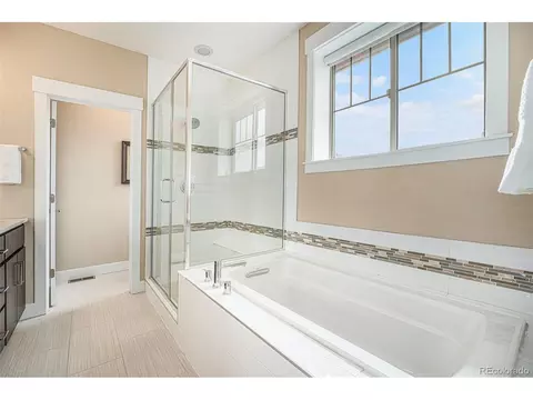 8460 E 54th Dr, Denver, CO 80238 photo 15