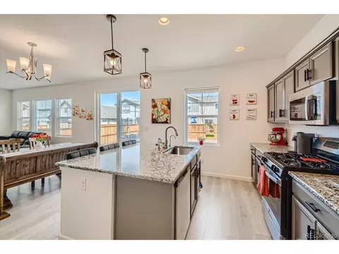 27899 E 6th Pl, Aurora, CO 80018 photo 10