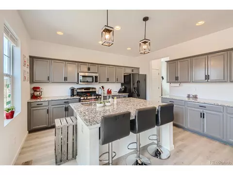 27899 E 6th Pl, Aurora, CO 80018 photo 12