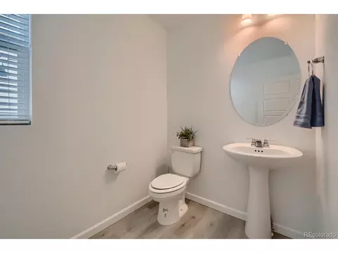 27899 E 6th Pl, Aurora, CO 80018 photo 14