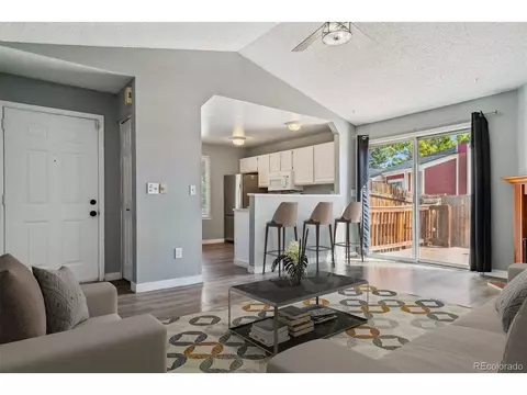 17938 E Colgate Pl, Aurora, CO 80013 photo 4