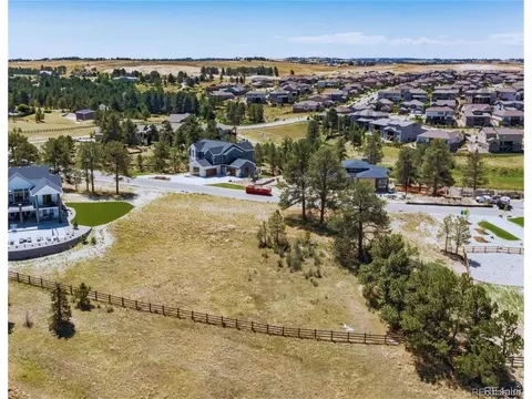 7952 S Langdale Way, Aurora, CO 80016