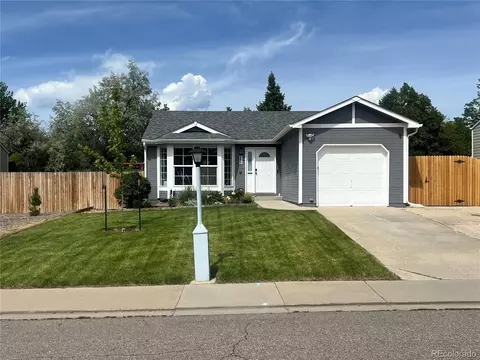 2155 Steele St, Longmont, CO 80501