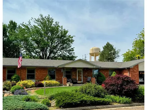 37 Sierra Dr, La Junta, CO 81050
