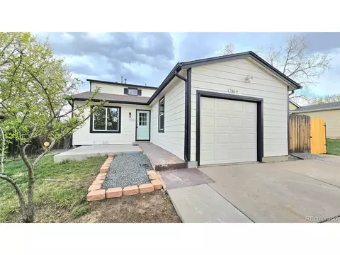 17464 E Temple Dr, Aurora, CO 80015