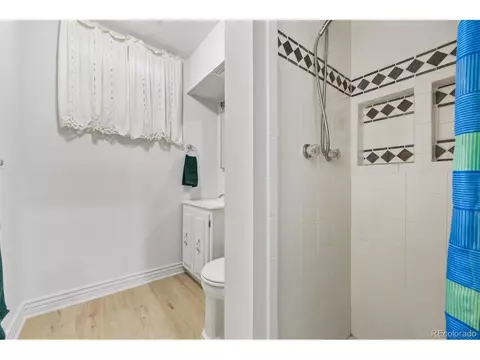 Bath - 308 109th Pl, Northglenn, CO 80233 photo 2 of 3