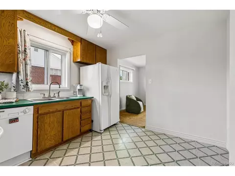 Kitchen - 308 109th Pl, Northglenn, CO 80233 photo 2 of 3