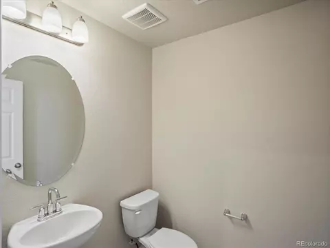 22195 E 7th Pl, Aurora, CO 80018 photo 12