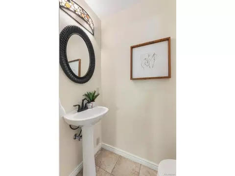 Bath - 4475 S Braun Way, Morrison, CO 80465 photo 2 of 5