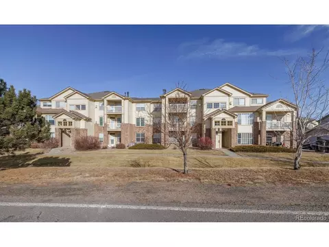 5704 N Gibralter Way #301, Aurora, CO 80019
