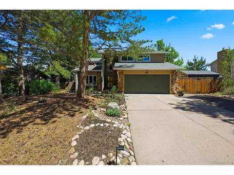 927 Oakwood Dr, Castle Rock, CO 80104