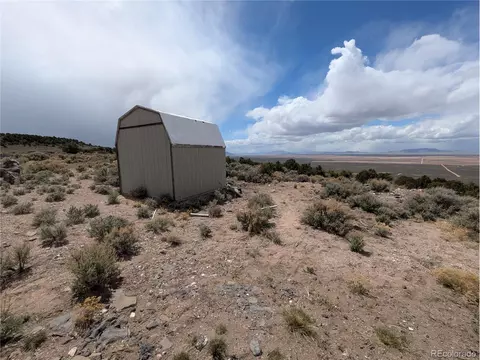 8265 W Cliff Dr, San Luis, CO 81152