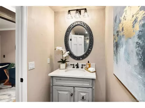 17053 E Jamison Ave, Centennial, CO 80016 photo 9