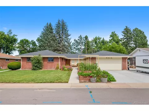 5924 S Logan St, Centennial, CO 80121