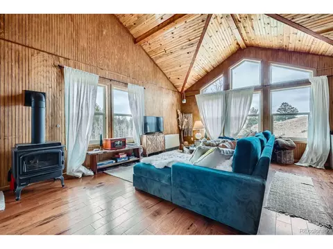 1403 Caracara Ln, Jefferson, CO 80456