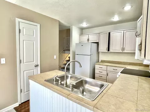 20101 E Buchanan Dr, Aurora, CO 80011 photo 6