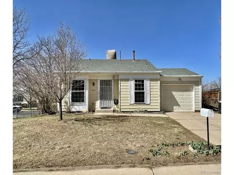 20101 E Buchanan Dr, Aurora, CO 80011 photo 1