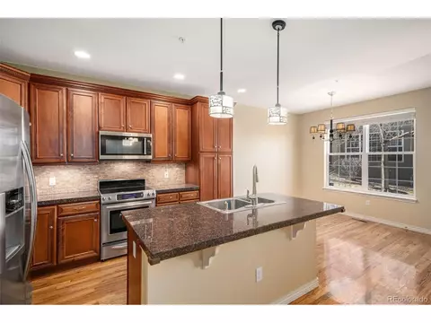 11962 W Long Cir #103, Littleton, CO 80127