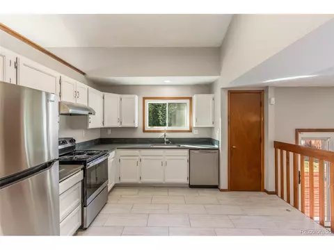 17502 Eldorado Cir, Aurora, CO 80013 photo 4