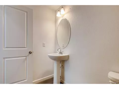 27617 E Maple Ave, Aurora, CO 80018 photo 11