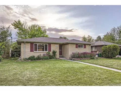 2285 Iola St, Aurora, CO 80010 photo 4