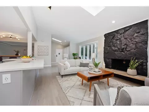 4890 E Kansas Dr, Denver, CO 80246 photo 5