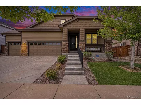 41 S Jackson Gap Way, Aurora, CO 80018
