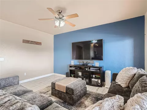 6817 2nd St, Frederick, CO 80530 photo 2