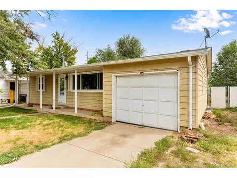 Exterior - 110 25th Ave, Greeley, CO 80631 photo 3 of 6