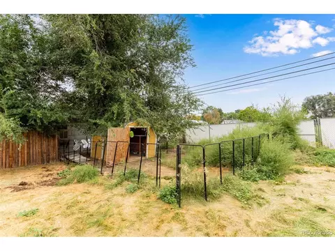 Exterior - 110 25th Ave, Greeley, CO 80631 photo 4 of 6