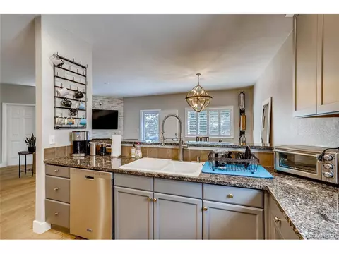 8564 W 48th Pl, Arvada, CO 80002 photo 3