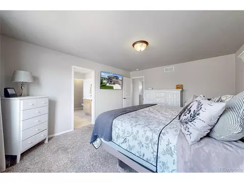 Bedroom - 1002 Maplebrook Dr, Windsor, CO 80550 photo 4 of 6
