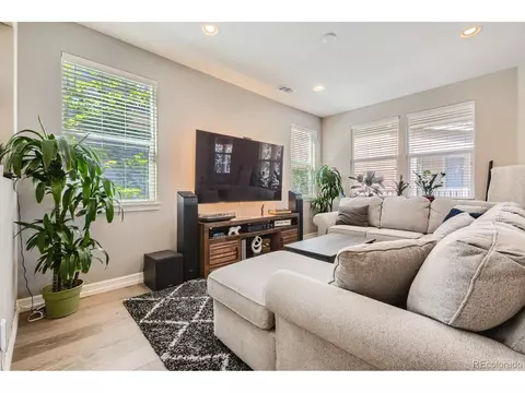 8252 E 29th Pl, Denver, CO 80238 photo 2