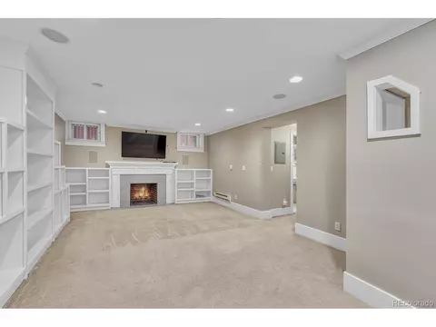 2065 Eudora St, Denver, CO 80207 photo 28