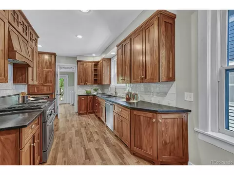 2065 Eudora St, Denver, CO 80207 photo 7