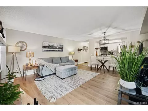 4284 S Salida Way #12, Aurora, CO 80013