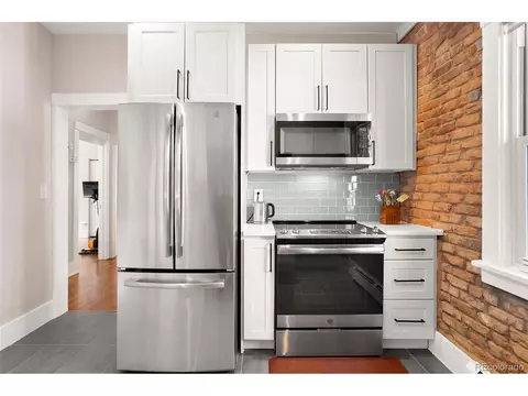 910 Steele St, Denver, CO 80206 photo 22
