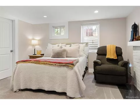 910 Steele St, Denver, CO 80206 photo 27